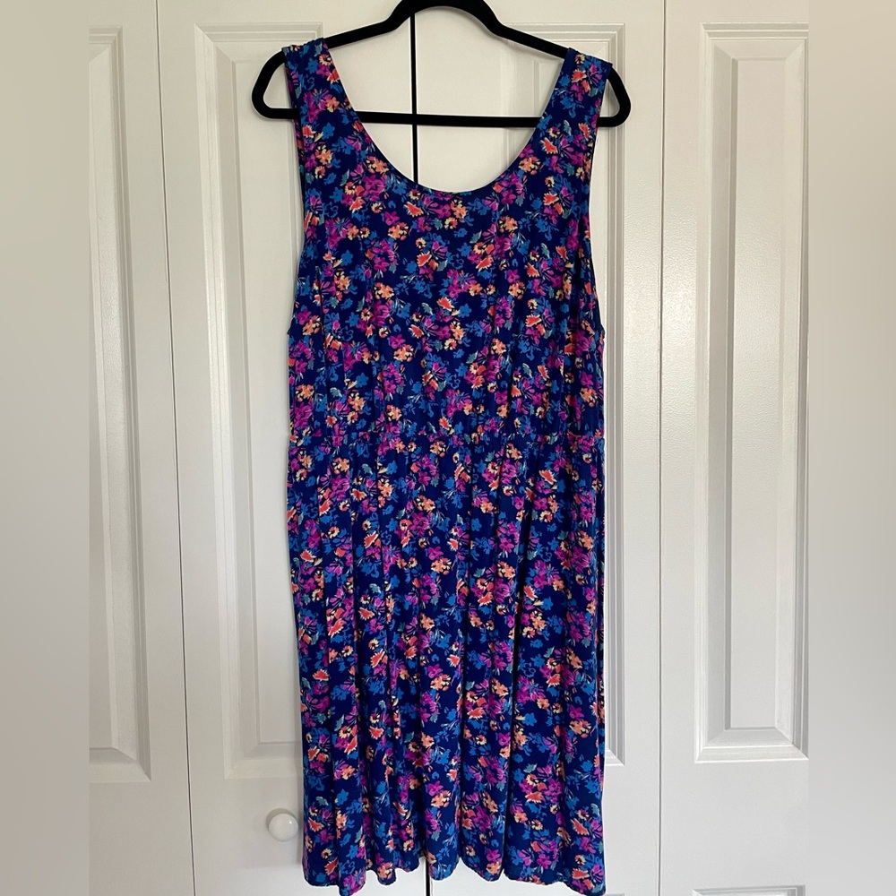 Blue flower sleeveless dress with eyelet & bow back